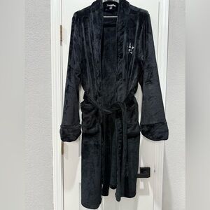 Northwest Black Plush Bathrobe - Astro